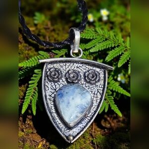 NWT MOONSTONE / 925 Silver Pendant